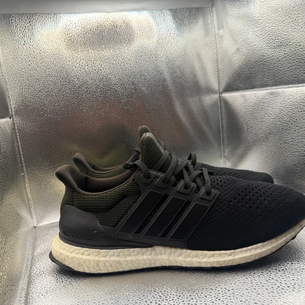 Size 12 Adidas Ultra Boost 1.0 Black White Mens‎ Comfort Running Shoes HQ4201